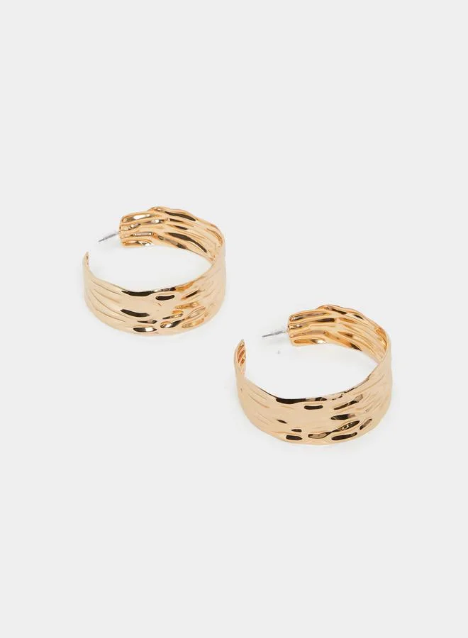 Styli Gold Textured Hoop Earrings